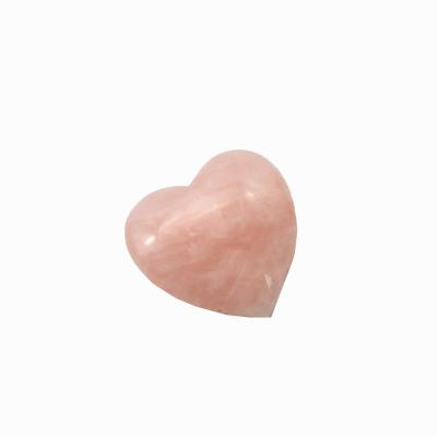 China Carved Rose Quartz Heart Shaped Stone Technique Carved 0.35kg Natural Gemstone Hearts for Wedding Gift for sale