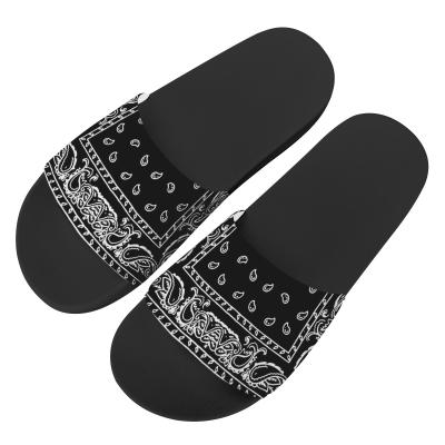 China CUSHIONING Sandals Summer Shoes Women's Custom Slippers Plus Size Shower Shoes Bandana Print Black Slide Sandals Shoes for sale