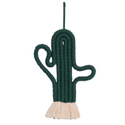 China 100% Handwoven Wholesales Christmas Macrame Wall Hanging Cactus Tapestry Wall Hanging Handmade Home Decoration for sale