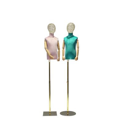 China For Wholesale Stand Up Half Body Mannequin Dressing Torso With Wooden Arms Kids Dress Form Mannequin for sale