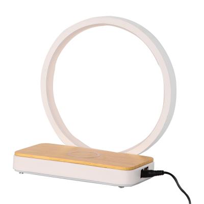 China Wholesale Modern Usb Modern Nordic Luxury Decorative Radio Fill Desk Led Desk Lamp for sale