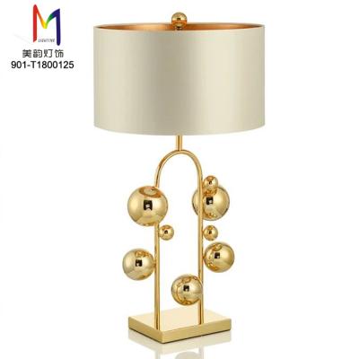 China New design minimalist fashion decorate modern table lamp and hotel bed lamp for sale