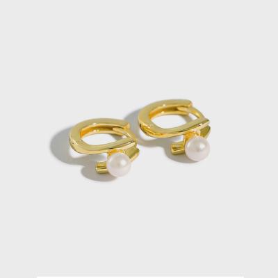 China Luxury Environmental Friendly 925 Gold Filled Circle Hoop Earrings Jewelry 18k Silver Pearl Earring For Women for sale