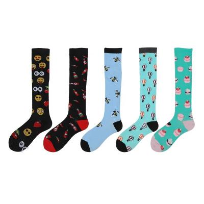 China Breathable WUYANG wholesale crew  breathable women socks custom logo design  Casual socks fashion men socks for sale