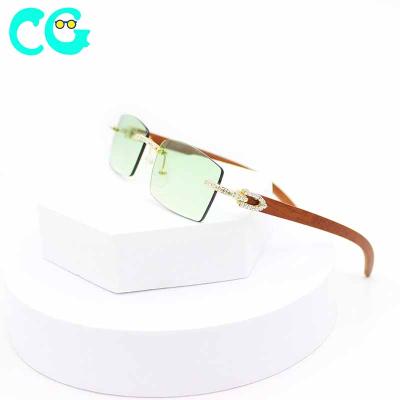 China New Fashion Sunglasses Style Wooden Leg Frame With Diamonds Personality Trendy Fashion Sunglasses for sale