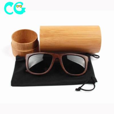 China Fashional Glass Case 2021 New Vintage Unisex Handmade Bamboo Wooden Sunglasses Box Frame Glass Case Holder for sale