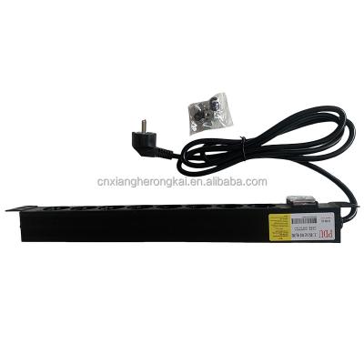 China Seis vías y ocho vías Tipo francés PDU16A 250vc European Socket Rack Mount Servidor PDU inteligente en venta