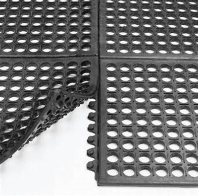 China Best Selling Industrial Rubber Interlockable Restaurant Floor Mat With Recess for sale