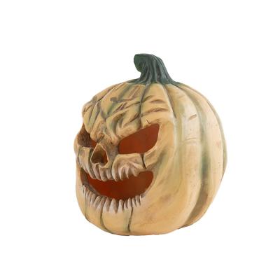 China Decorate Best Sellers Halloween Party Yard Decorate Resin Craft Frightening Pumpkins Lantern Resin Craft for sale