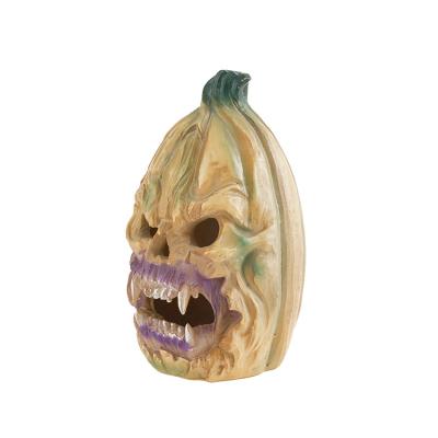 China Decorate Professional Supplier Hair-Raising Pumpkins Lantern Craft Halloween Party Night Decorate Resin Craft for sale