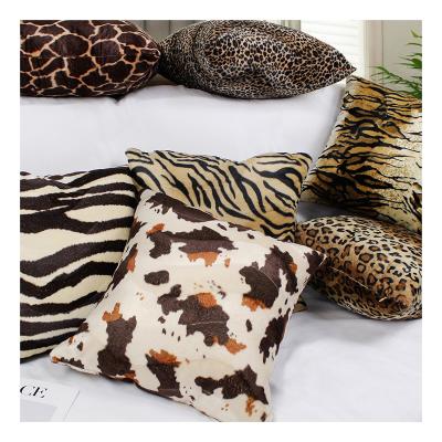 China Velvet Anti-Static Pillowcase Shorts Fashion Cushion Plush Leopard Plush Pillow for sale