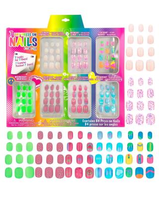 China Face And Nail Piece Girls Makeup 7 Day Manicure Collection Gift 84pc Press On Nail Sets for sale