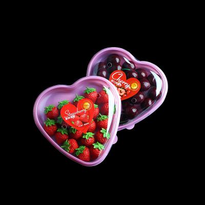 China Recyclable Wholesale Fruit Packaging Plastic Tray Container Strawberry Heart Shaped Boxes for sale