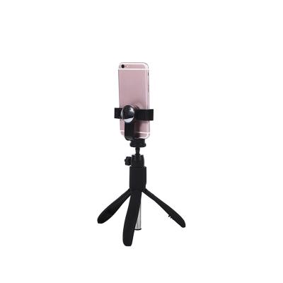 China Digital Camera Retractable wireless selfie stick tripod with remote control for smartphone wireless selfie stick for sale