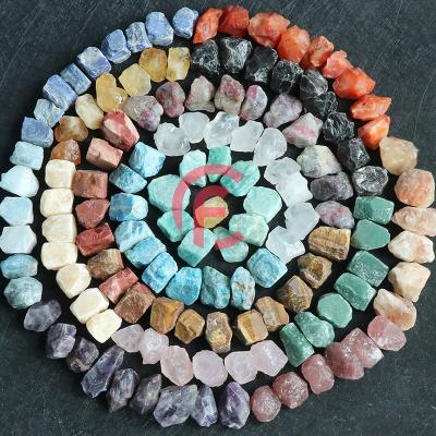 China Natural Jade Energy Healing Loose Stones 100G Crystal Agate Raw Stones Gravel Chakras Garden Aquarium Decoration Stone for sale