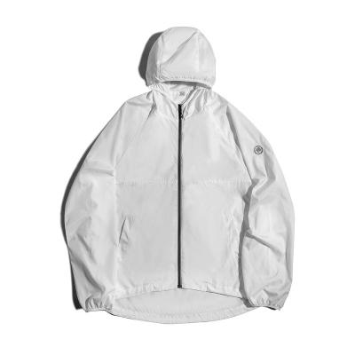 China Maden Summer Outdoor Thin Breathable 100% PESH Proof Long Sleeve Hooded Dust Coat Jackets Sustainable Clothing for sale