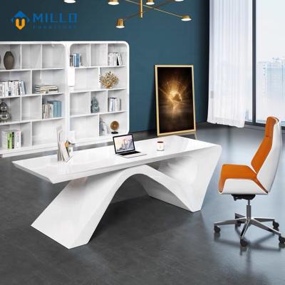 China Customized Wooden Director Office Desks High Quality Custom Made OEM Chair High Quality Modern Luxury Executive Boss Table for sale