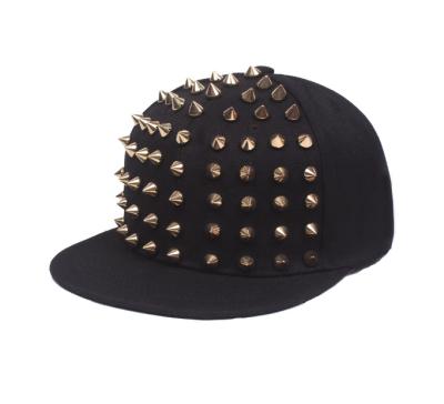 China Fashion COMMON Black Teen Sports Skateboard Stud Rivets Mens Hat Hip Hop Snapback Flat Brim Caps Hat for sale