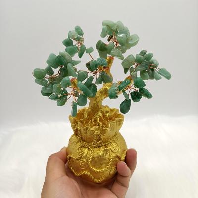 China Crystal Green Aventurine Money Fortune Stone China Good Healing Luck Crystal Life Trees 18cm Natural Tree Quartz Gemstone Wholesale for sale