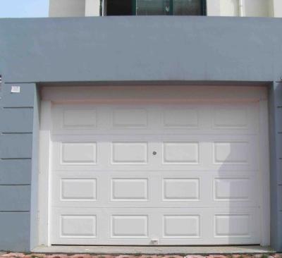 China High Quality Reinforced Thermal Insulation Automatic Garage Rolling Door With Movable Control for sale