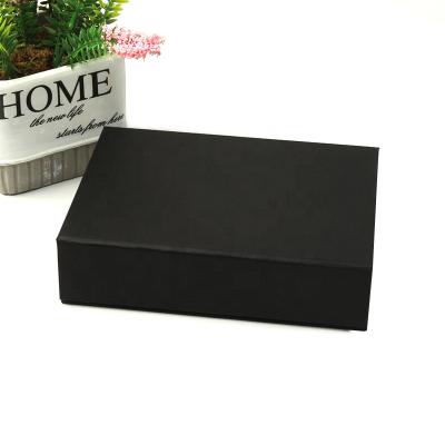 China Recycled Materials Luxury Custom Packaging Celebrations Square Empty Gift Box For Chocolate for sale