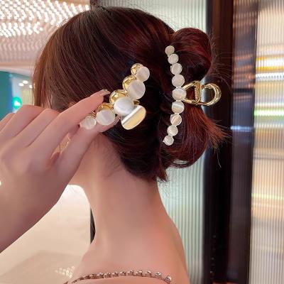 China Hot Selling Korean Hair Accessories Hair Accessories Big Hair Accessories Pearl Acrylic Hair Pins Fancy Hair Claw Clip for sale