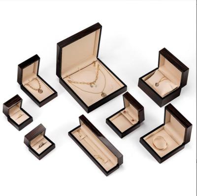 China Custom Made Luxury Handmade Jewelry Box Wooden Glossy Lacquer Jewelry Box Wooden Necklace Ring Earring Box for sale