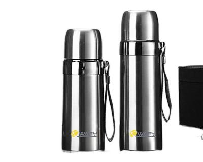 China All Wholesale 304 Stainless Steel Water Bottle Large Capacity Travel Thermos Bottle. for sale