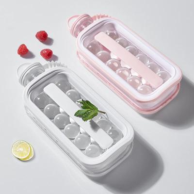 China Sustainable Household Portable 17 Ice Cube Multilayer Ice Maker Bottle Makes Ice Cube Tray for sale