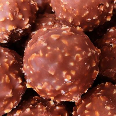 China High Quality Almond Protein Party Health Coated Food Dessert Luxury Milk Chocolate for sale