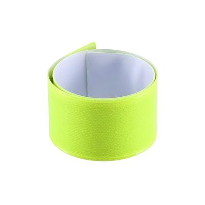 China Custom Reflective Circle Snap Bracelet GD Fluorescence Wristband Reflective Wristband For Sports for sale