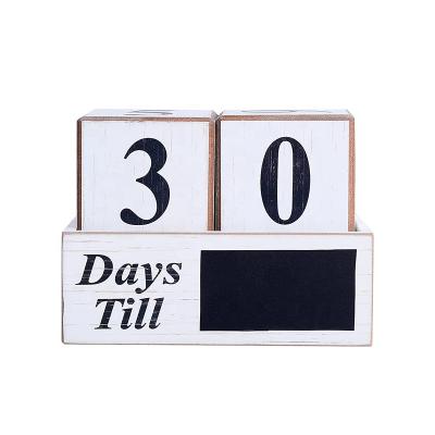 China Handmade Shabby Wooden Desk Calendar Wood 31 Days Countdown Calendar Blocks with Blackboard for sale