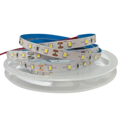 China 60LEDs/m 2835 LED Streifenlicht 5m/Rolle 20-22LM 120° Strahlwinkel 2700 4000k 6000K Innenbeleuchtung Lösung für Zuhause zu verkaufen