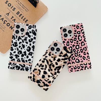 China Luxury Leopard Print Designer Shockproof Plating Square Phone Case For iPhone 13 Pro Max Shockproof Protector Cover For iPhone 12 Max for sale