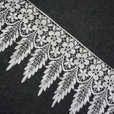 China New Design Water Soluble White Lace Embroidered Lace Trim Water Soluble Lace Dressing Accessories 21.3cm Width For Dress Wedding Bridal for sale