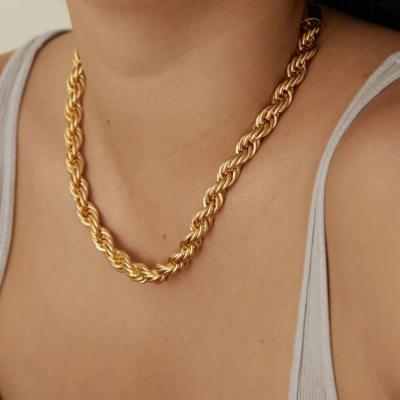 China Wholesale Fashion Romeo Twisted Chain 18k Gold Plated Thick 316 Stainless Steel Cuban Chain Necklace for sale