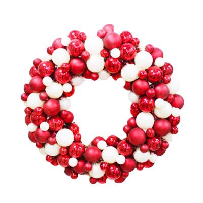 China Modern Design Christmas Ball Garland Plastic Garland for sale