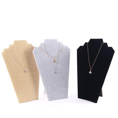 China Fashion Elegance Simplicity Luxury Shoulder Pendant Necklace Mannequin Rack Standing Necklace Display Stand Long Necklace Display for sale