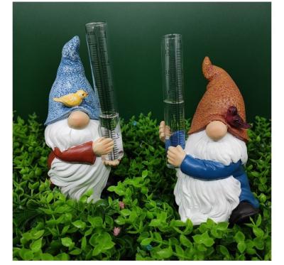 China Europe 2022 garden decoration resin dwarf statue rain gauge resin garden gnomes for sale