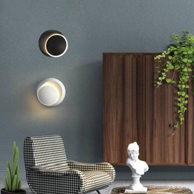 China Modern LED Wall Lamp 360 Degree Rotation Bedside Adjustable Light Black Aisle Round Wall Lamp Black White Creative Modern Lamp for sale