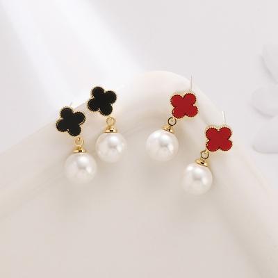 China Cute S925 Needle Four-leaf Flower Earrings Sterling Silver Acrylic Simple Shell Pearl Earrings for sale