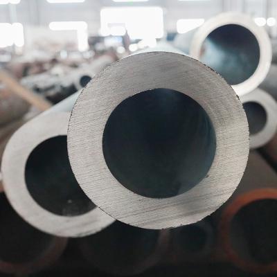 China Structure Pipe Q345 Q235B Carbon Steel Weled Pipe Hot Rolled Carbon Steel Round Pipe for sale