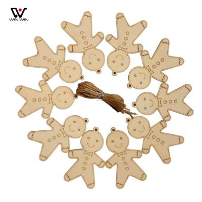 China Creative Eco-friendly Irregular Natural Unfinished Wood Ornament Wood Blank Wood Ornament Waste for sale