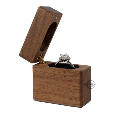 China Eco-friendly Portable Thin Walnut Wood Ring Box for sale