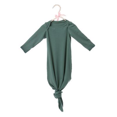 China Breathable Wholesale Newborn Baby Clothes Romper Long Sleeve Baby Nightgown for sale