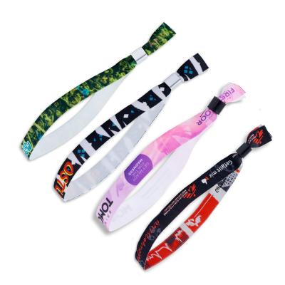 China Multifunctional hot sale cheap sublimation polyester flat screen printed custom metal lock wristbands woven fabric short lanyard for sale