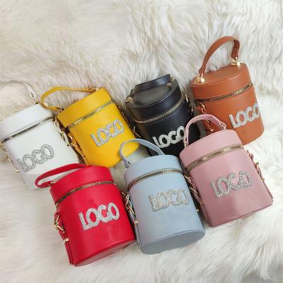 China Brand Designer Bling Bags Vintage Crossbody Women Custom Famous Bucket Handbag Luxury Chain Logo Purse 2021 Brand Purses NY Wholesale for sale