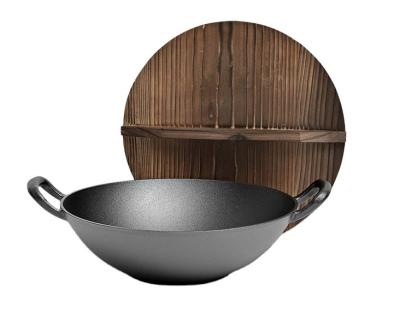 China Sustainable Cast Iron Grill Wok Pan With Wooden Lid for sale