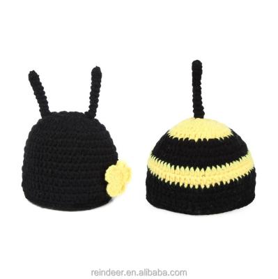 China PORTABLE Newborn Baby Photo Prop Knit Crochet Cute Bee Blanket Set for sale