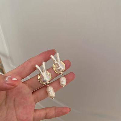 China 925 Alloy Silver Rabbit Needle Bead Fashion Design Cute Baroque Earrings for sale